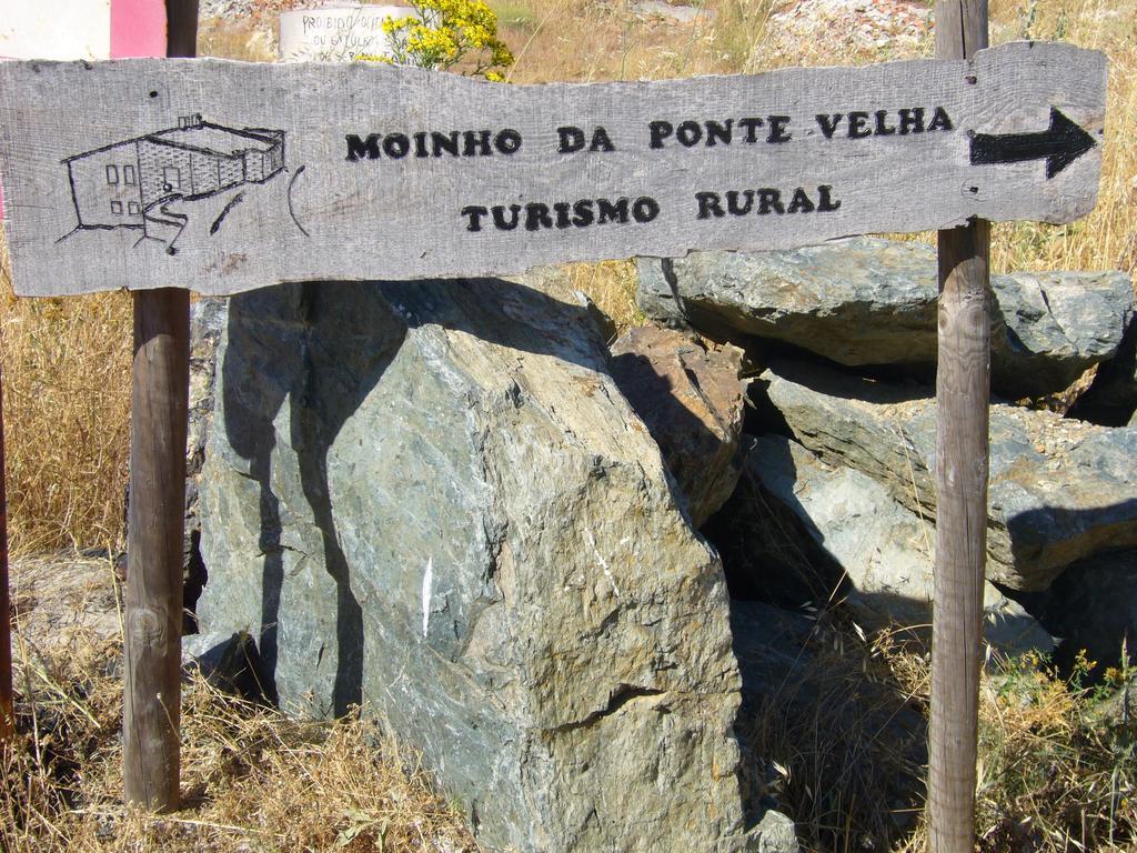 Гостевой дом Moinho Da Ponte Velha Браганса Экстерьер фото